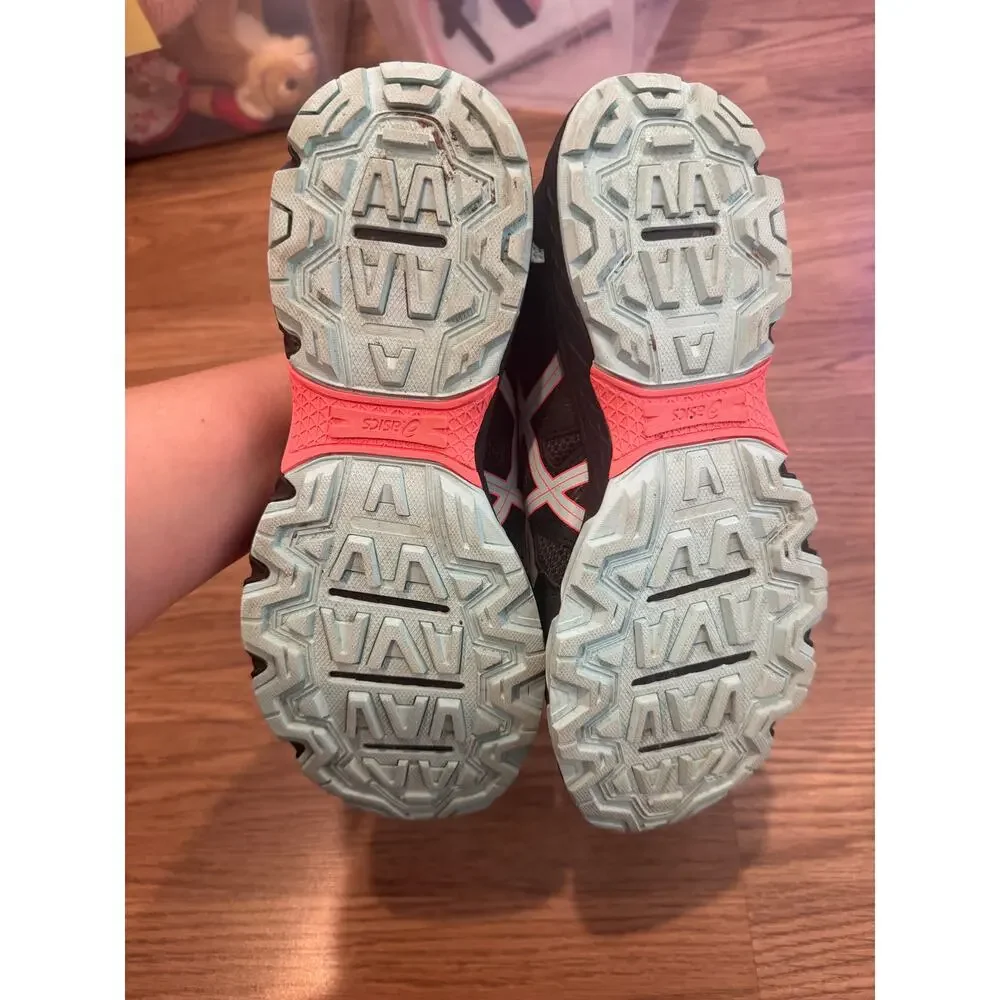 Oasis sneakers women’s shoes GEL VENTURE 8 Wide SZ 9.5